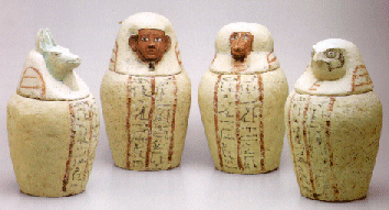 Vases canopes de Tanetdjedkhy, fin du Nouvel Empire. Calcaire, hauteur env. 30cm. 
